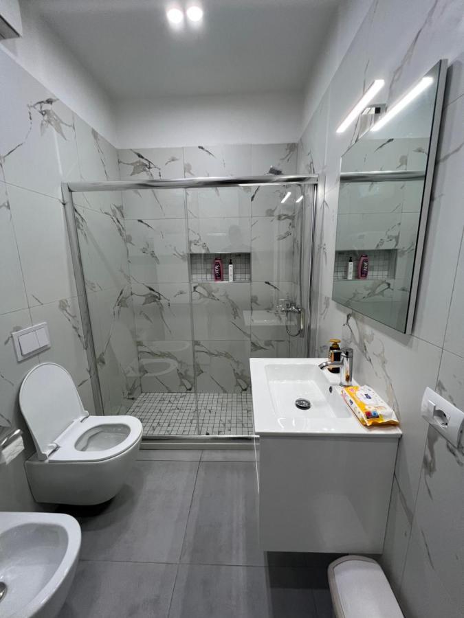 Gersi'S Daily Apartament Appartement Tirana Buitenkant foto